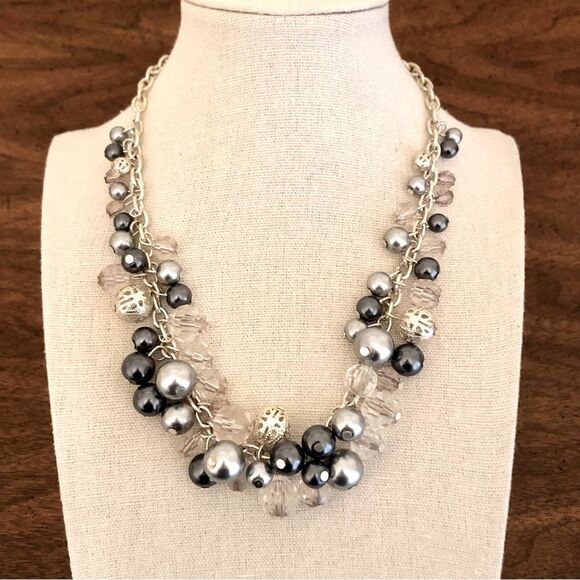 Premier Designs Jewelry - Premier Designs | Faux Pearl Beaded Cluster Necklace | 16” Adjustable